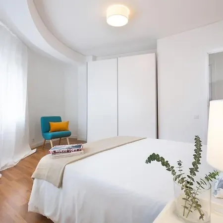Sobre Picos - Piso Amplio Con Vistas Y Wifi En * اوفيدو