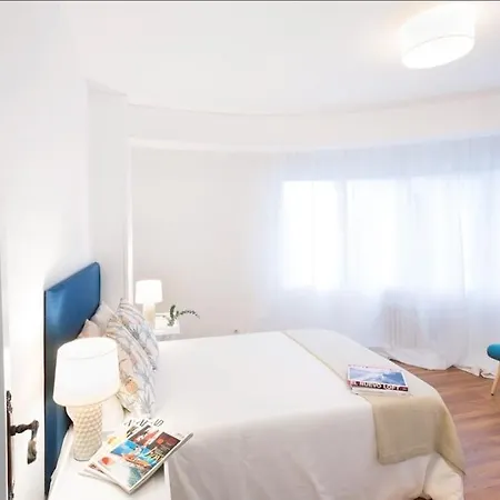 Sobre Picos - Piso Amplio Con Vistas Y Wifi En * اوفيدو