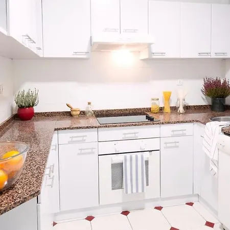 Sobre Picos - Piso Amplio Con Vistas Y Wifi En شقة اوفيدو